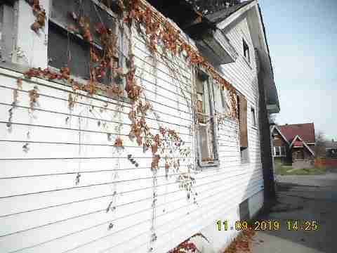 9393 Mendota (16)_m.jpg